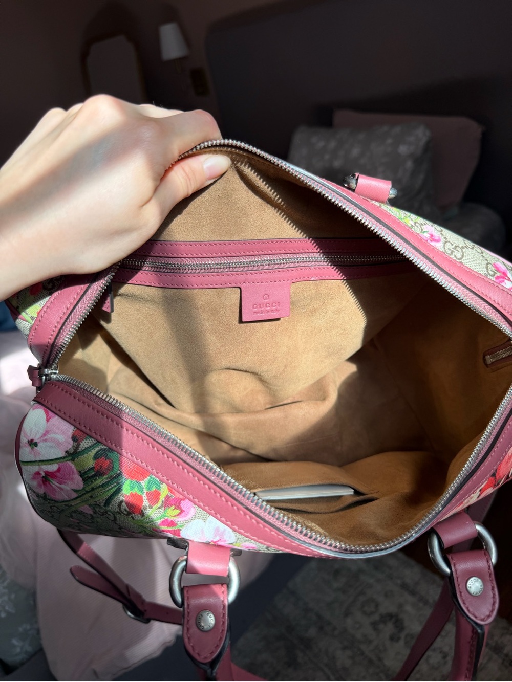 Gucci GG Supreme Blooms Boston Bag - Picture 9 of 11